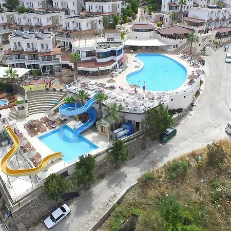 Ξενοδοχείο Family Belvedere 3*