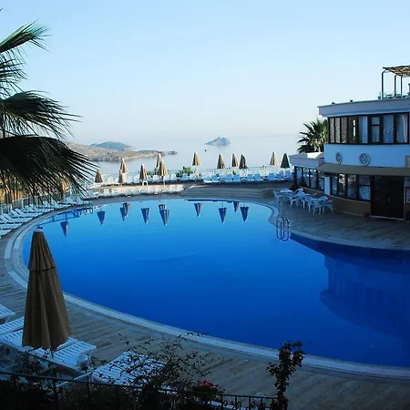 Family Belvedere Hotel 3*