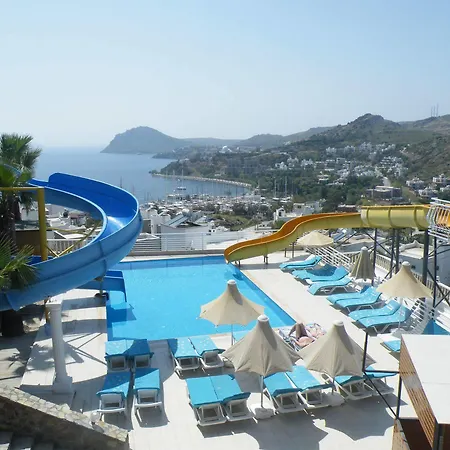 Ξενοδοχείο Family Belvedere 3*