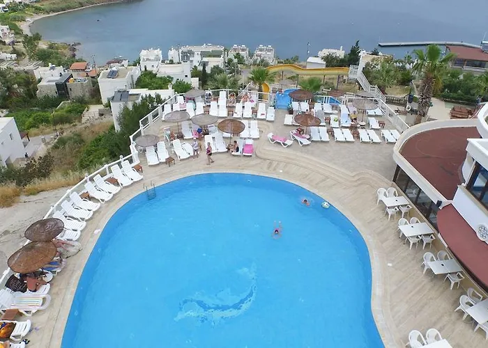 Family Belvedere Αλικαρνασσός