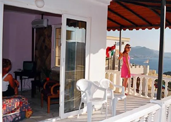 Family Belvedere Αλικαρνασσός