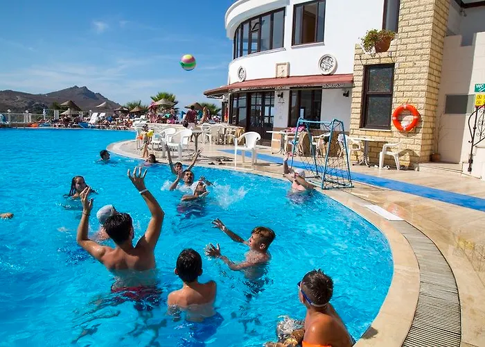 Ξενοδοχείο Family Belvedere 3*