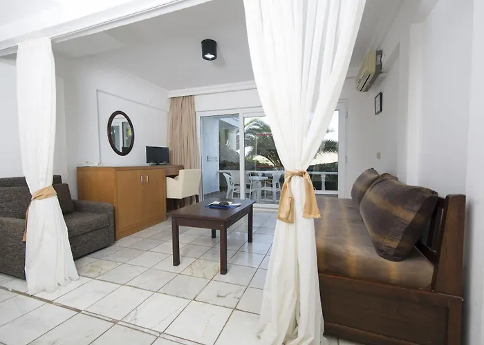 Family Belvedere Hotel