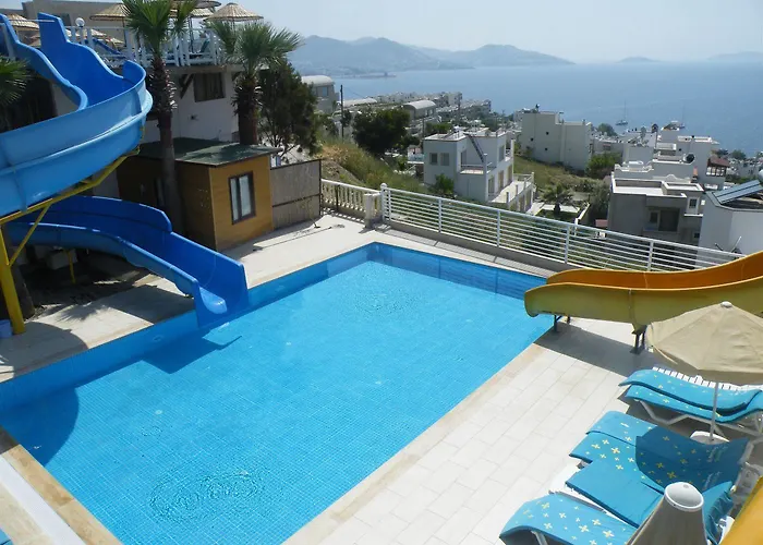 Family Belvedere Αλικαρνασσός